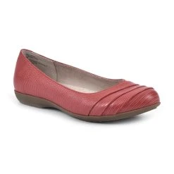 Brand new 🎉 Cliffs-by-White-Mountain 👩 Womens Cliffs By White Mountain Clara Lizard Flats ❤️