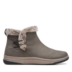 Flash Sale 🎉 Womens Clarks® Breeze Fur 🥾 Boots - Dark Olive 😉